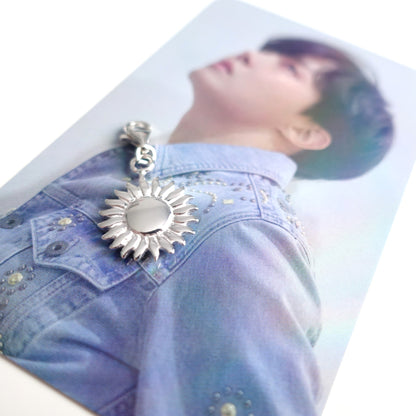 j-hope / Hobi inspirierter Charm oder Ketten-Anhänger Sonne aus 925er Silber