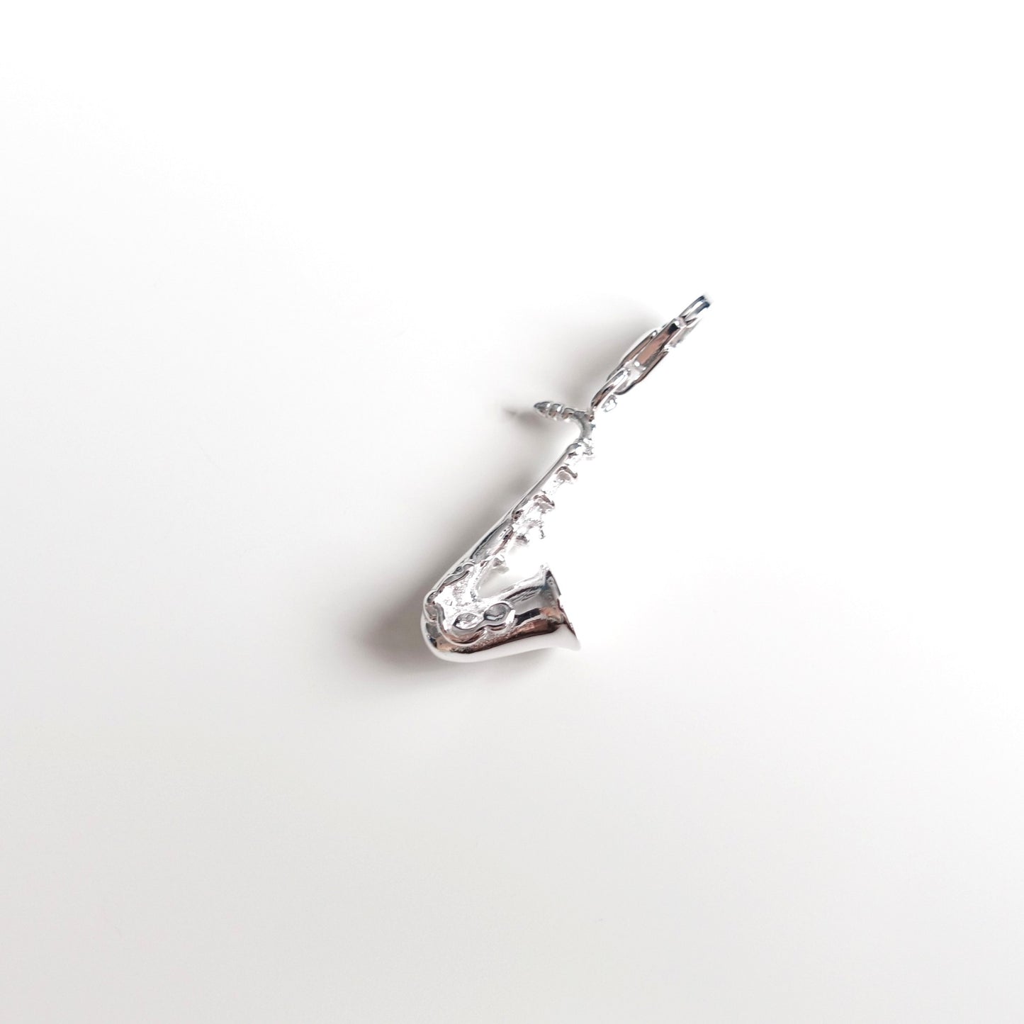 BTS V / Taehyung inspirierter Charm oder Ketten-Anhänger Saxophon aus 925er Silber