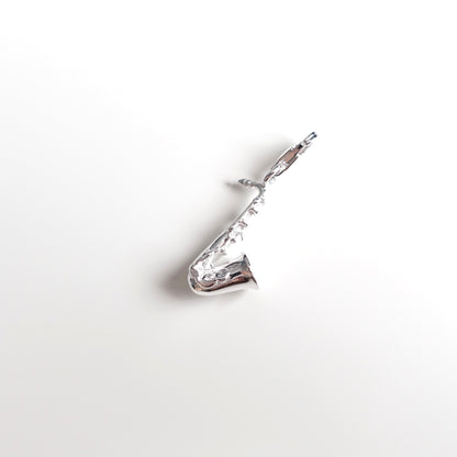 BTS V / Taehyung inspirierter Charm oder Ketten-Anhänger Saxophon aus 925er Silber