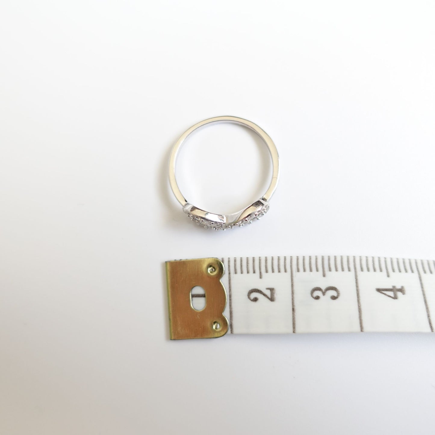 "BTS forever" Ring mit Unendlichkeitssymbol, Zirkonia-Steinen und 925er Silber