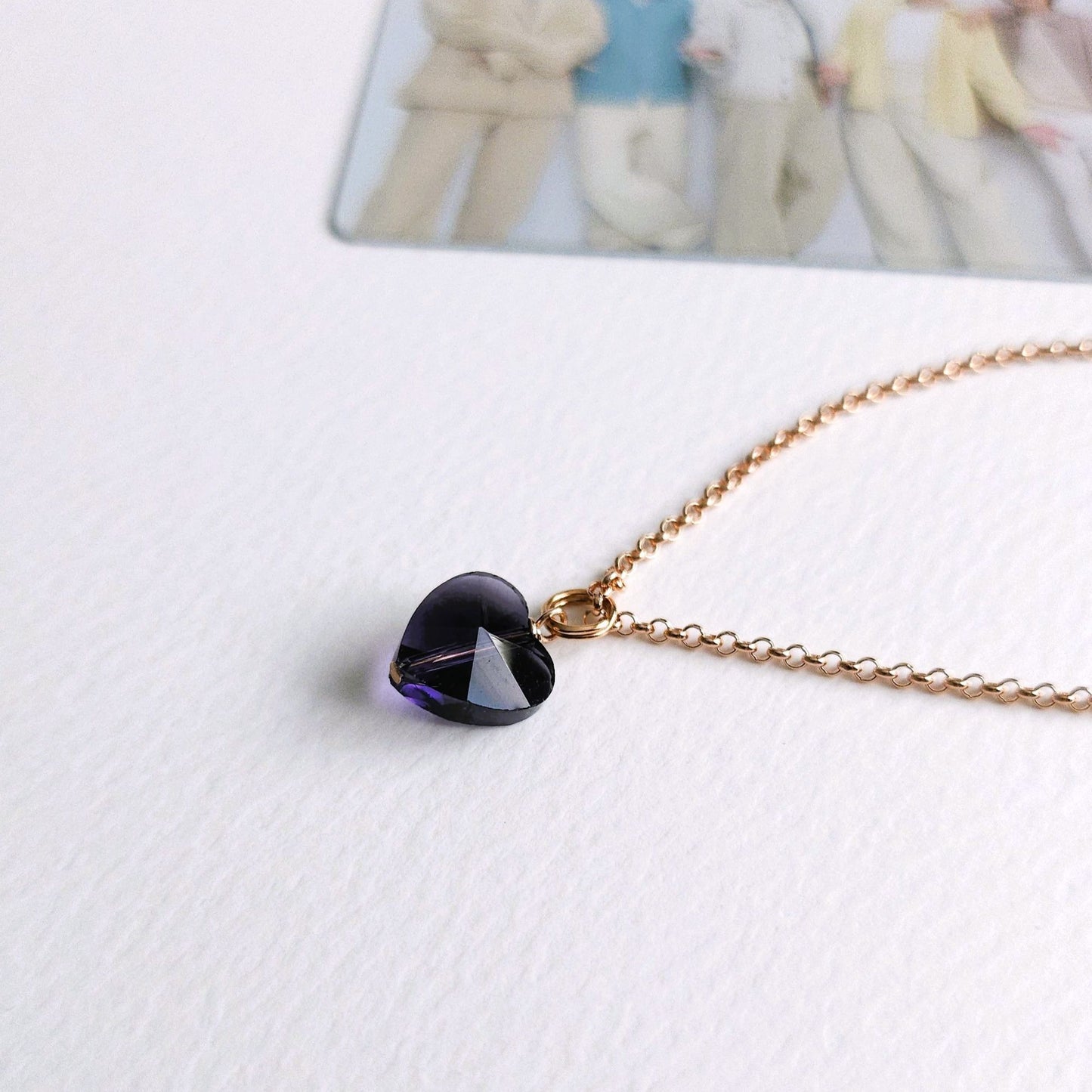 BTS inspirierte Halskette mit lila Herz-Anhänger aus Glas und 925-Silber-Kette in rosévergoldet, vergoldet oder silber
