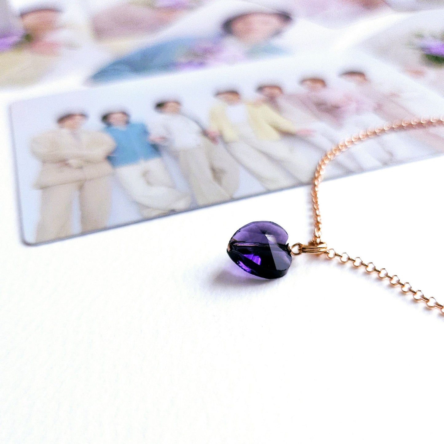 BTS inspirierte Halskette mit lila Herz-Anhänger aus Glas und 925-Silber-Kette in rosévergoldet, vergoldet oder silber