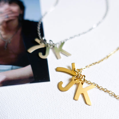 Jungkook Seven inspirierte Halskette mit 3 Anhängern aus Edelstahl