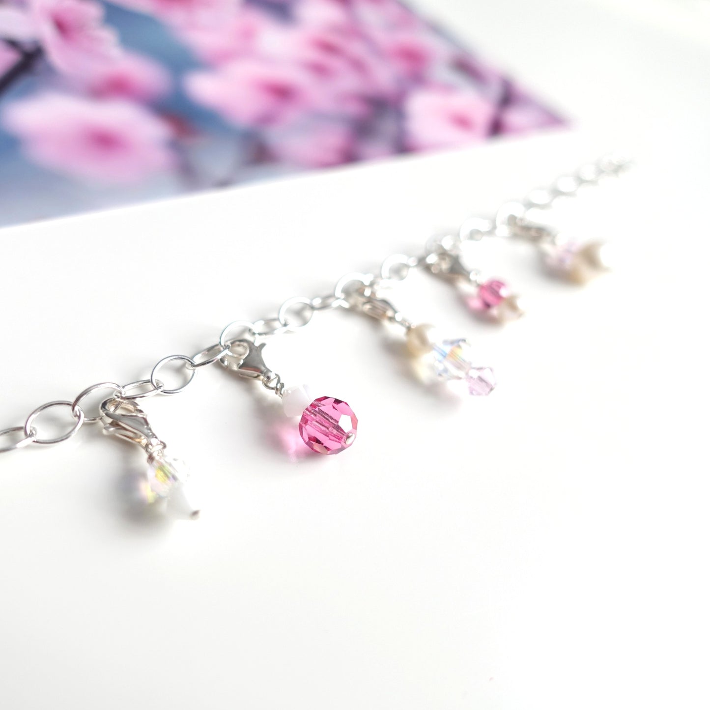 Charm-Set "Kirschblüte" mit 5 Charm-Anhängern aus 925er Silber in rosa, weiß und kristall