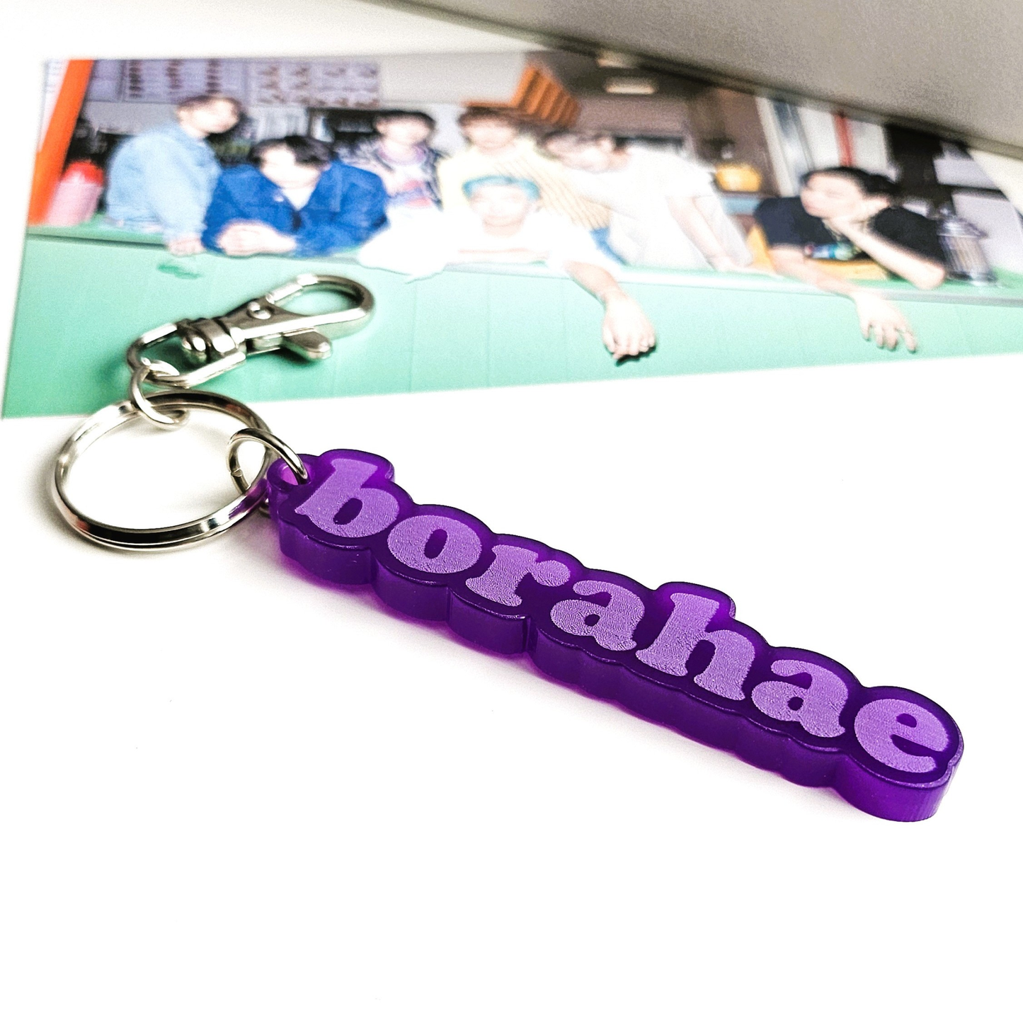 BTS inspirierter Borahae-Schlüsselanhänger aus lila Acryl