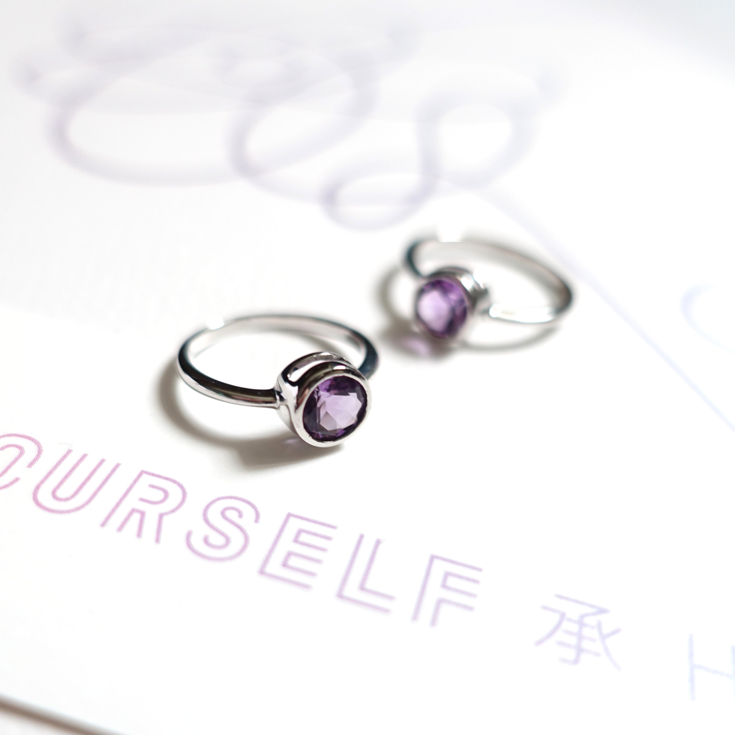BTS inspirierter Ring mit echtem lila Amethyst und 925er Silber