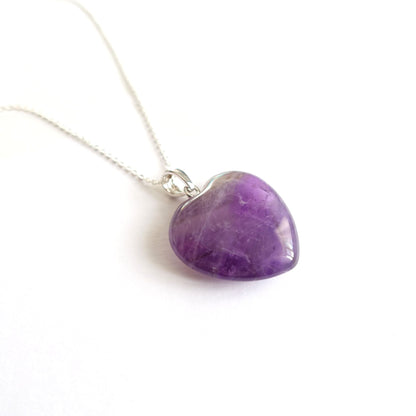 BTS Borahae inspirierter lila Amethyst-Herz-Anhänger oder Halskette