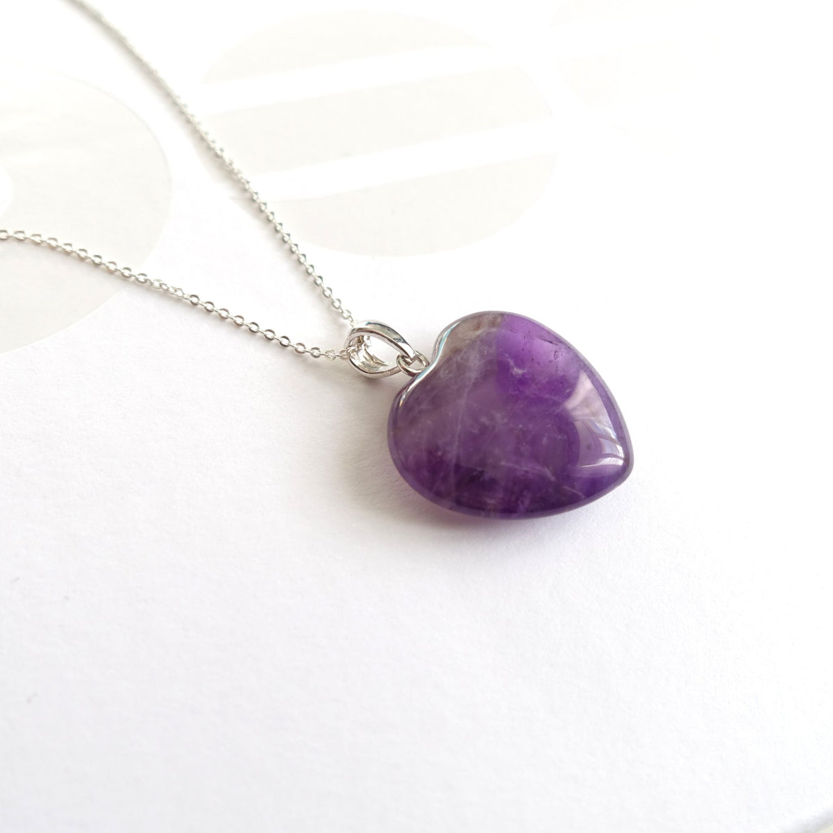 BTS Borahae inspirierter lila Amethyst-Herz-Anhänger oder Halskette