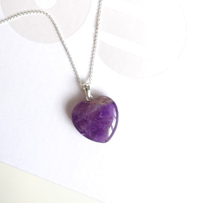 BTS Borahae inspirierter lila Amethyst-Herz-Anhänger oder Halskette