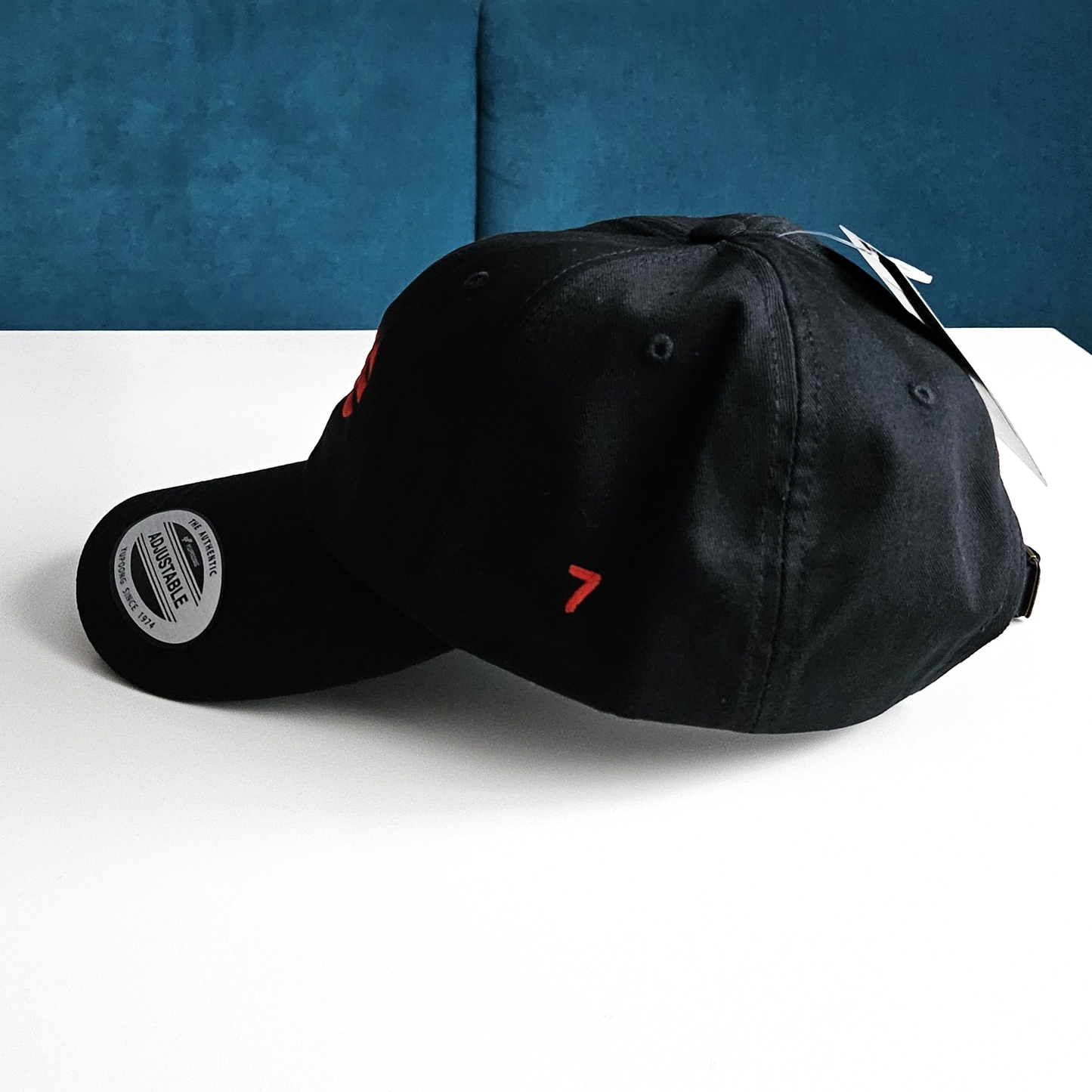 BTS Arirang inspirierte Basecap mit Logo und Zahl 7 in schwarz oder weiß