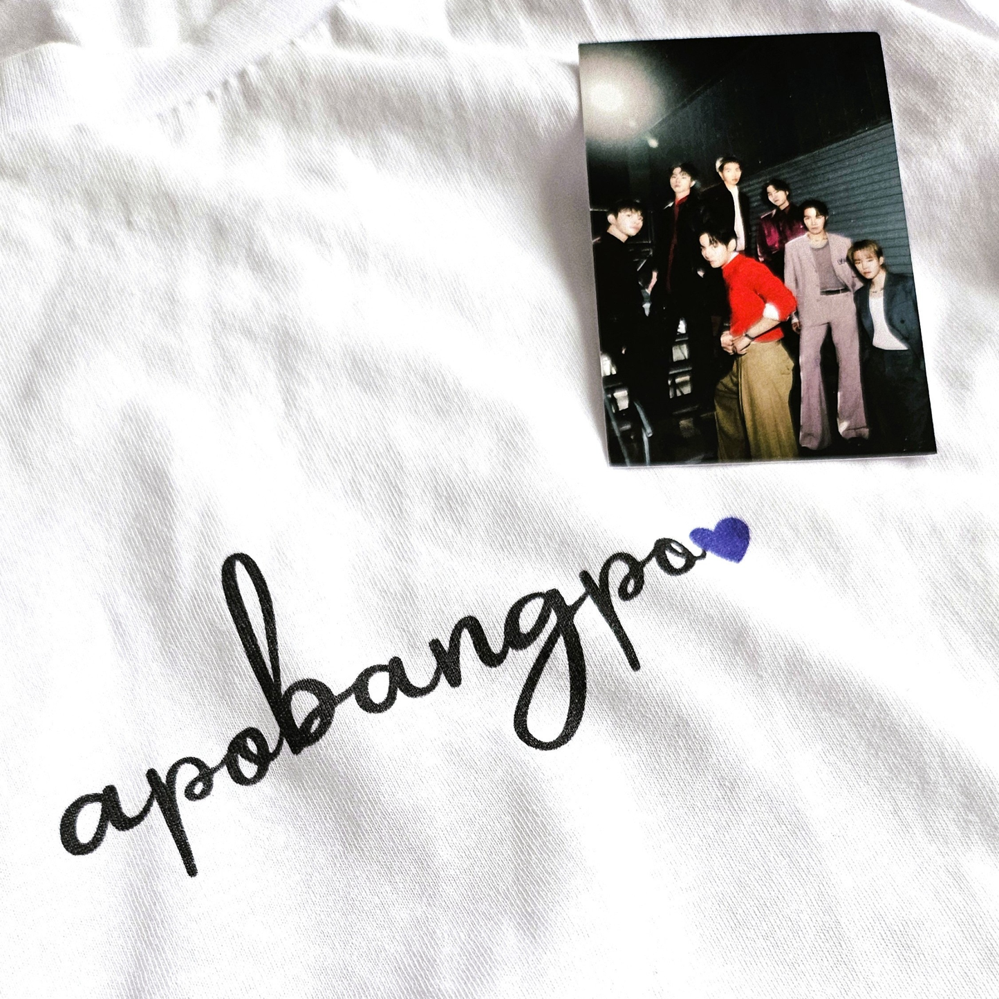 BTS inspiriertes Apobangpo T-shirt mit lila Herz